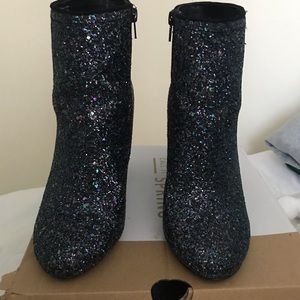 Sparkly Booties size 8US